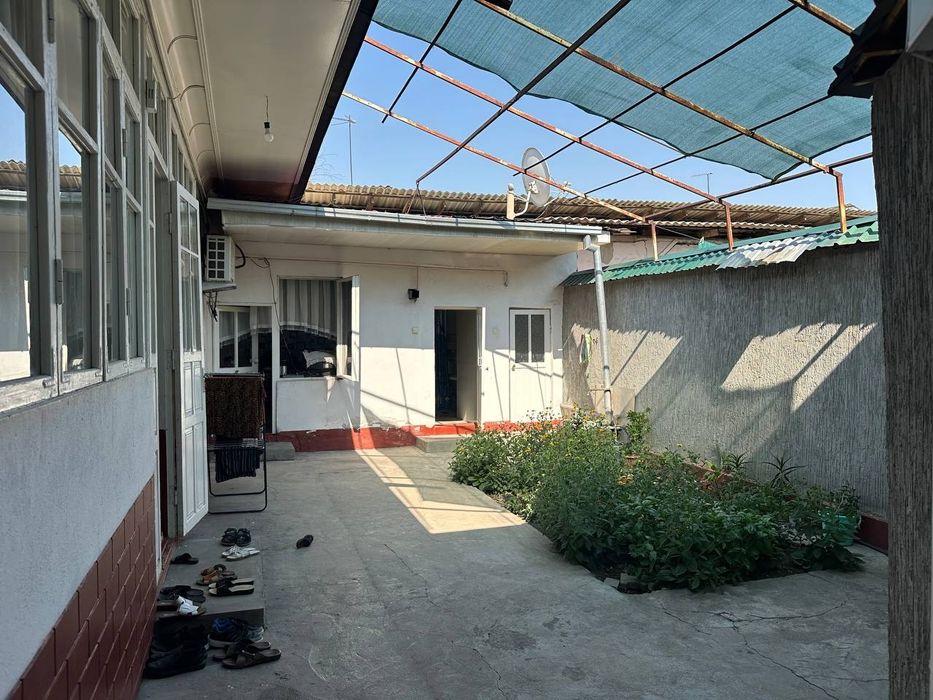 Hovli sotiladi 4 sotiq sergeli qum ariq