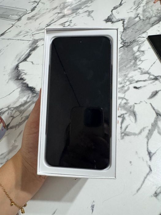 HONOR 400 телефон