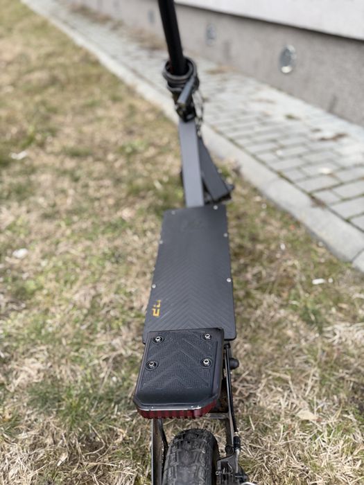 Vand Trotineta KUKIRIN G2 260KM  2025 (Frane noi)