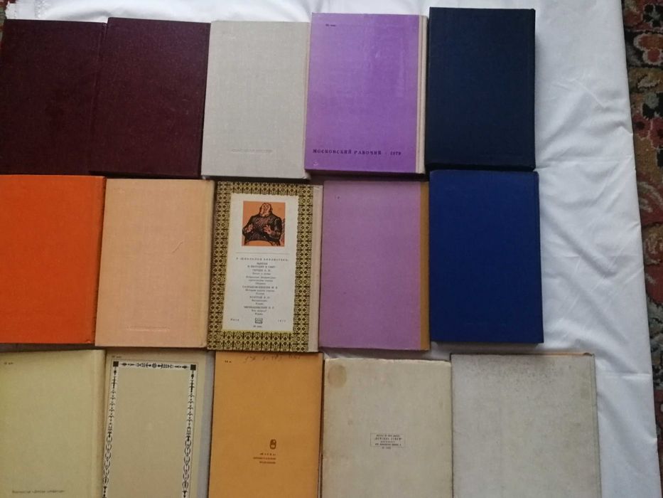 Cărți /romane în limba rusă noi