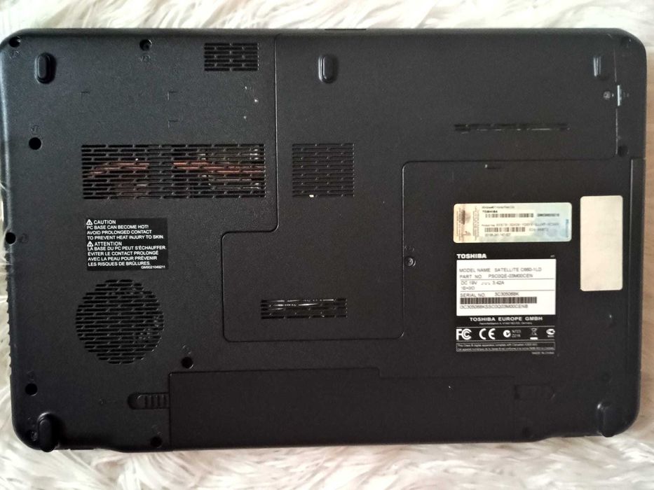 Leptop Toshiba I3 Intel Core