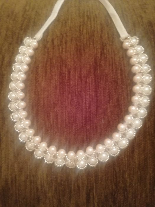 Продам винтажные бусы