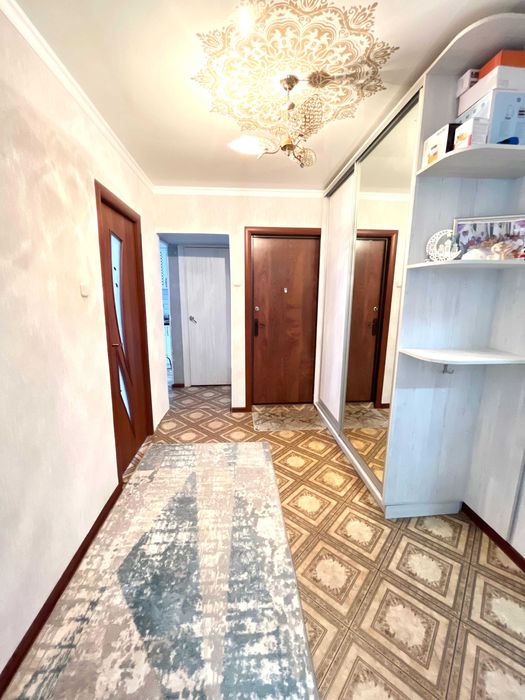 Продаётся 3 комн квартира