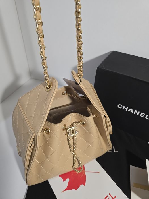 Налична чанта Chanel Hobo 25S  бежов