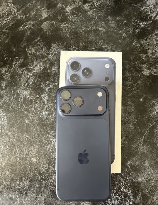 Iphone 17 Pro Deep Blue