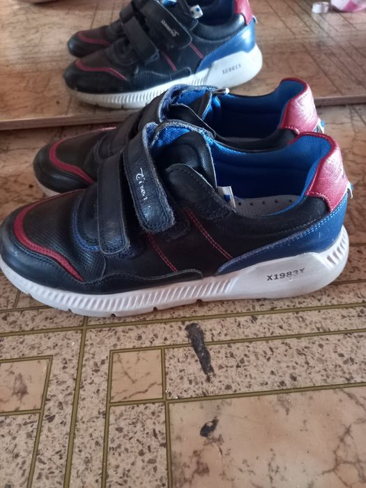 Ботинки    34  р