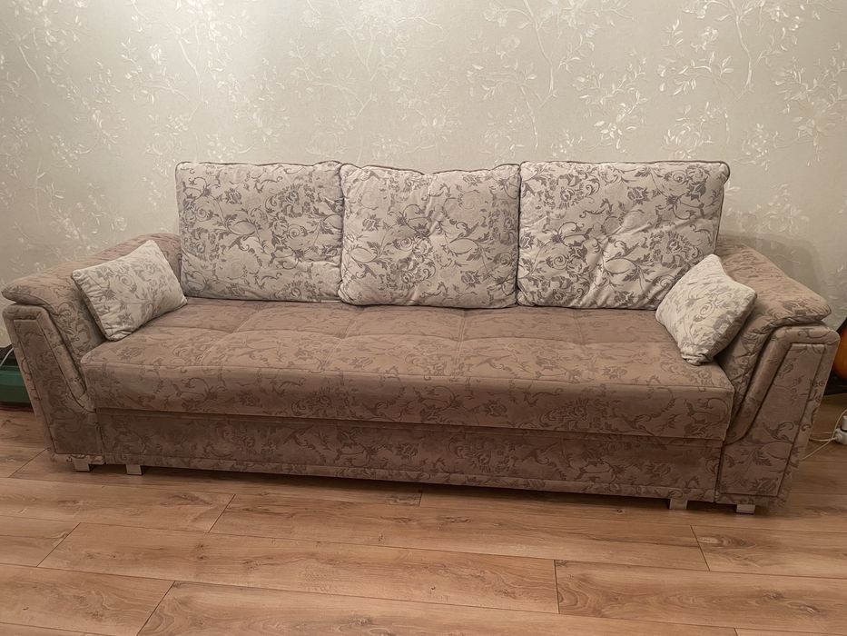 Диван и кресло