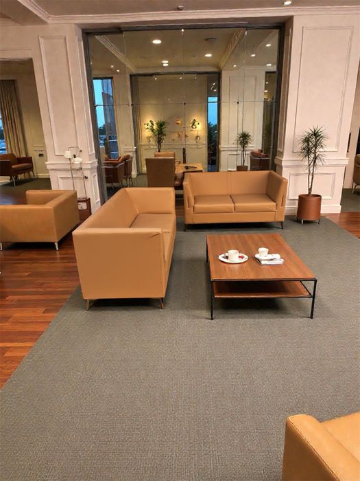 Mini divanlar sotiladi