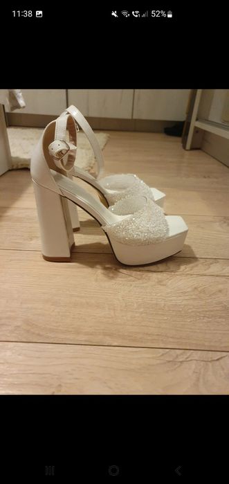 Sandale elegante de mireasa