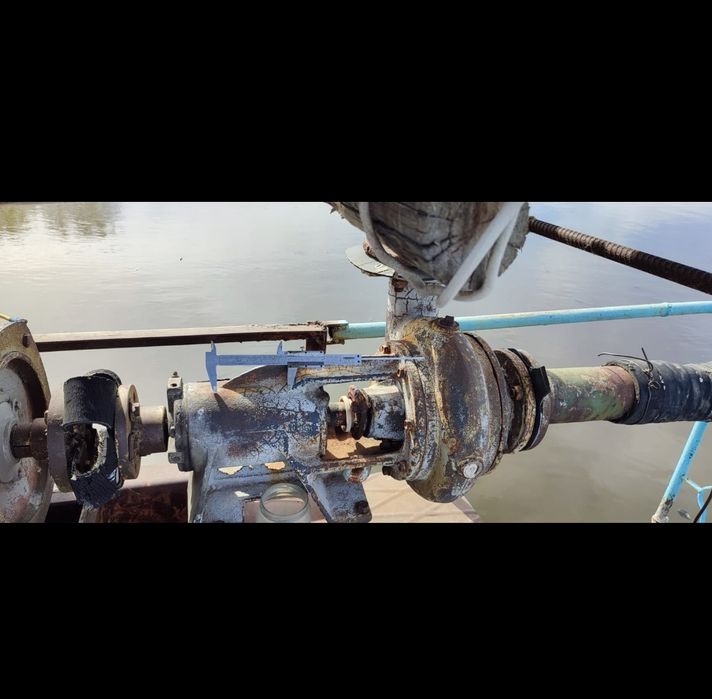 Продам насос водяной