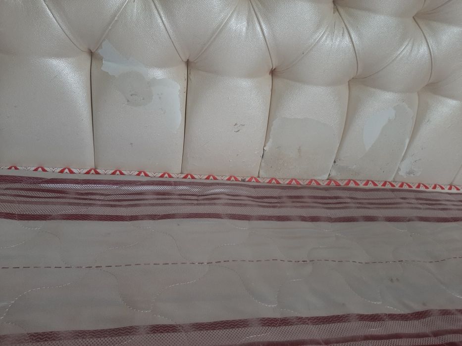 Кровать двуспальная