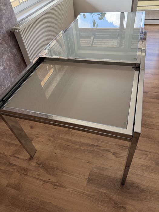 Masa de sticla extensibila 10-12 persoane