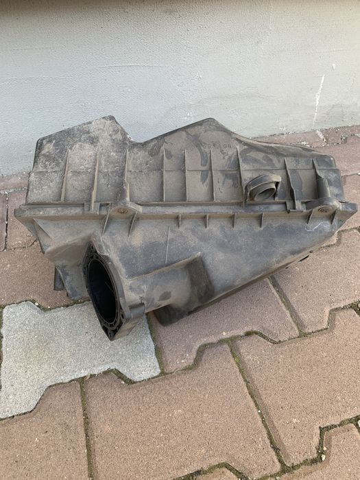 Кутия въздушен филтър голф 4 golf4