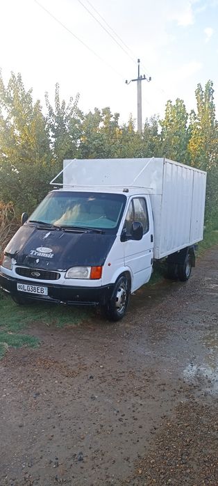 Ford tranzit sotiladi