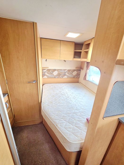 Rulota  BAILEY Ranger 2008 înmatriculată , pat fix , trei zone