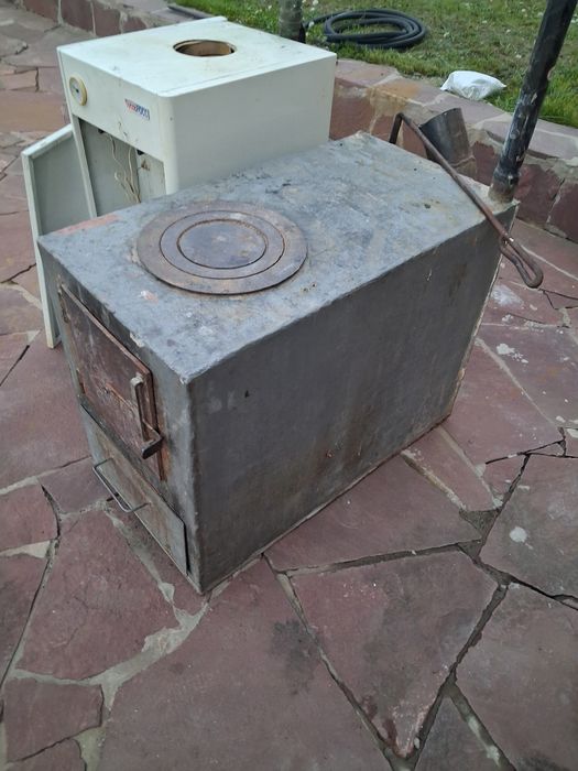 Продам печку в хорошем состояние