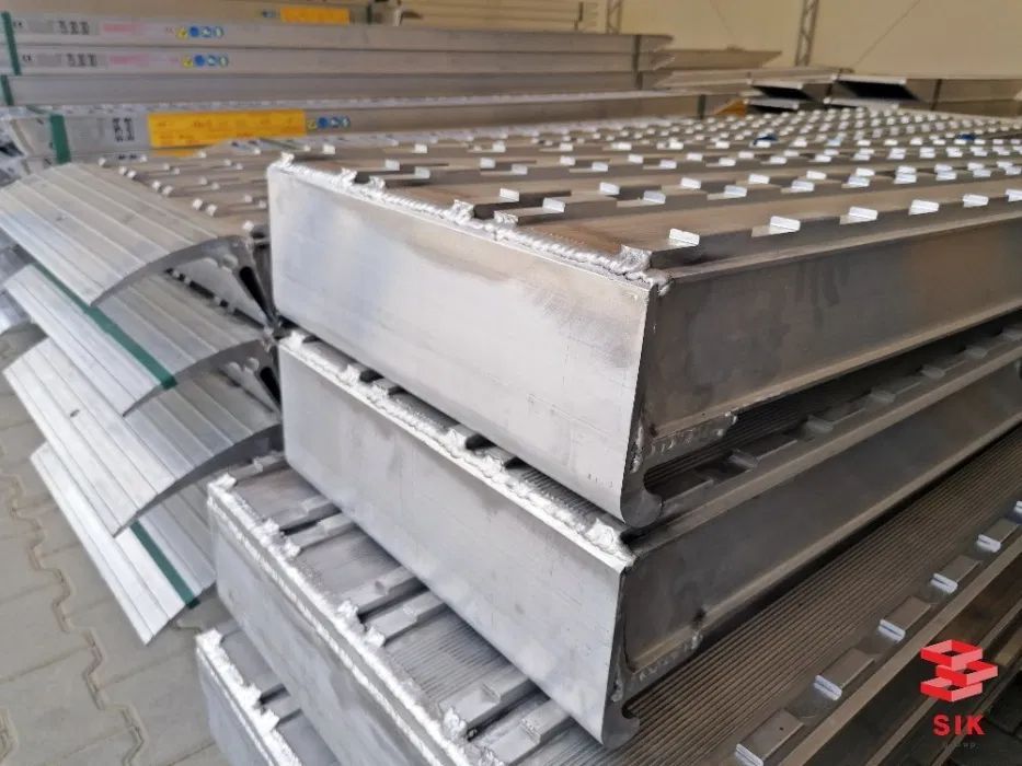 Rampe auto/ Rampe aluminiu utilaje - Cale Încărcare 10-30-60 Tone