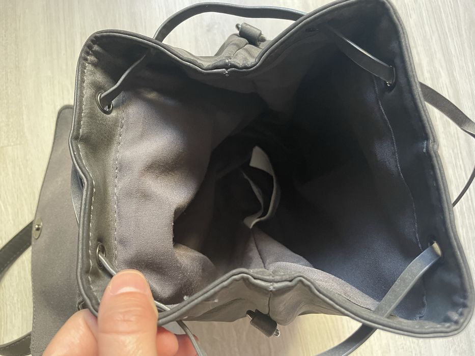 Кожена раничка Roxy