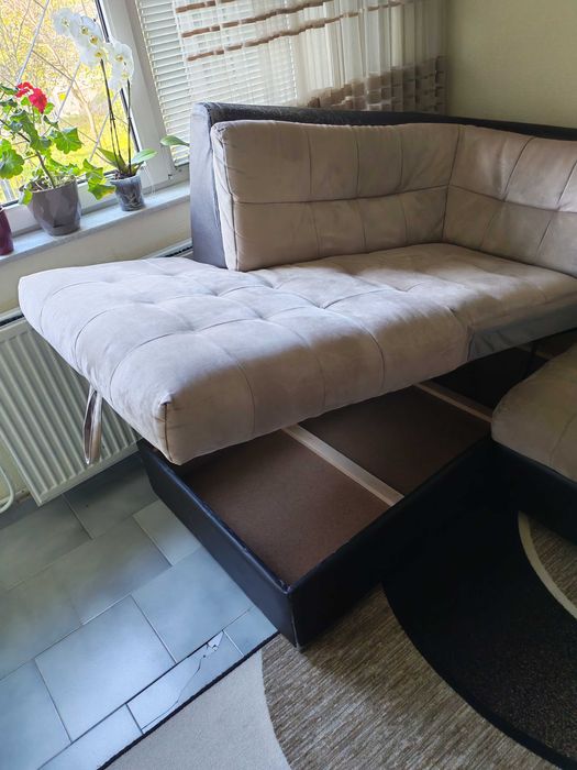 Разтегателен диван с ракла