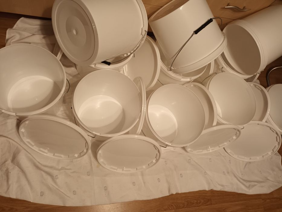 Galeti plastic albe alimentare