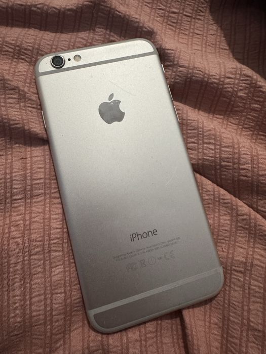 Продам Айфон 6, в зорошем состояний
