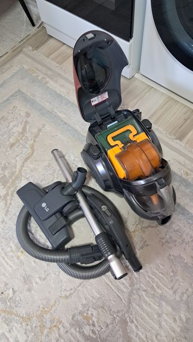 Продам пылесос лджи