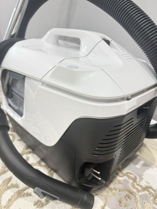 Пылесос Karcher DS 6 plus