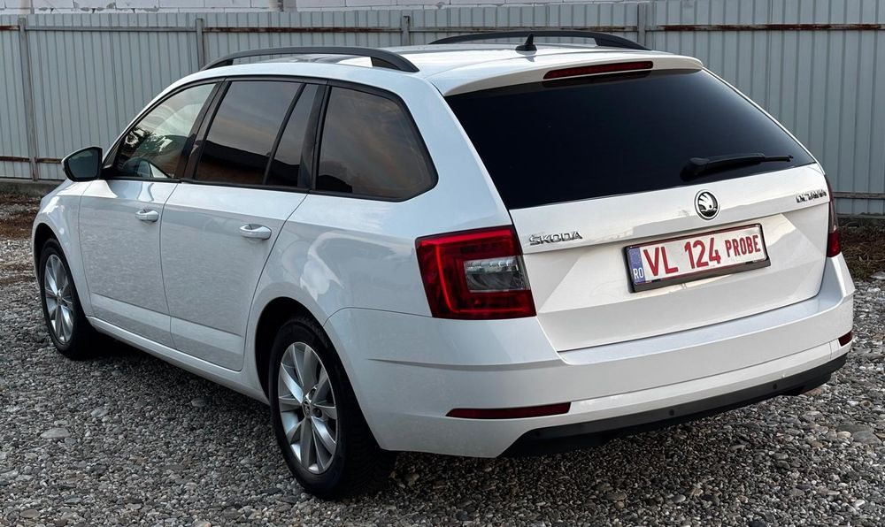 SKODA Octavia 2019 — imagine 3