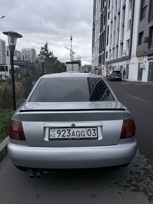 Продам ауди а4 б 5
