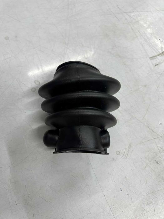 Резиновый пыльник для фаркопа