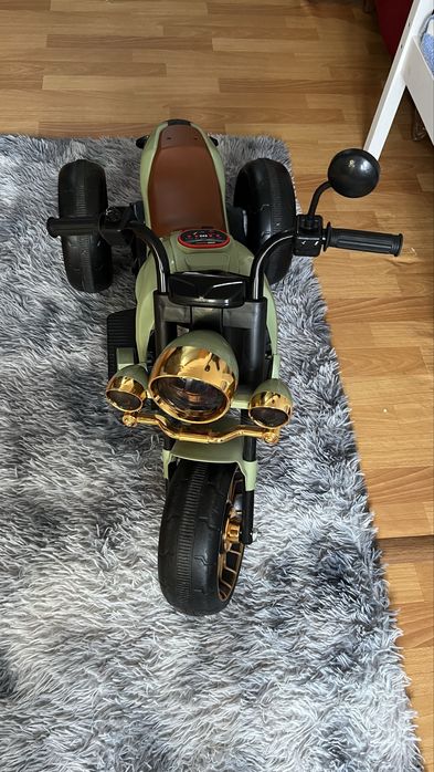 Продам мопед на акуммуляторе