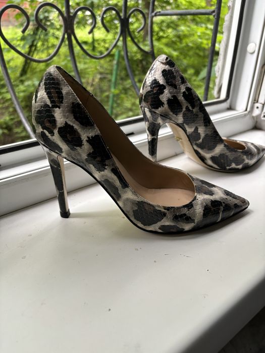 Туфли     Италия