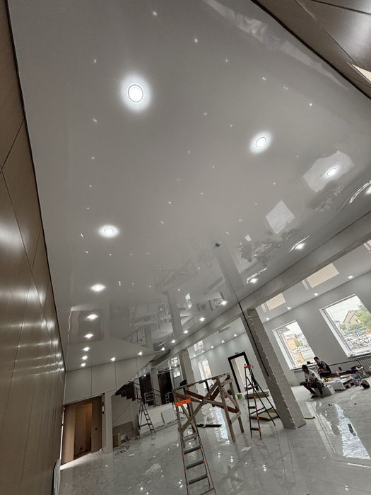 Натяжные потолки