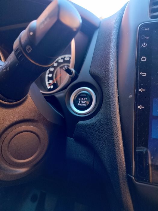 Vând Mitsubishi ASX