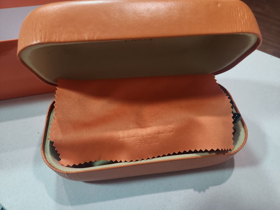 Срочно продаётся Солнцезащитные очки Hermès