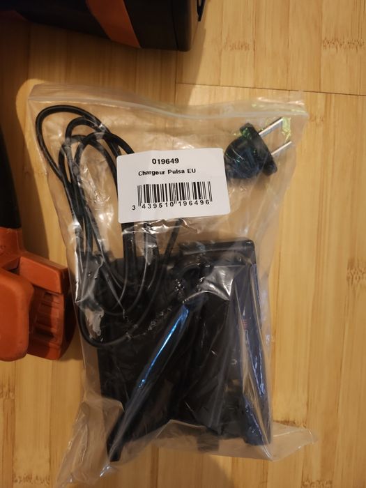 Pulsa P 800 pistol de cuie pentru beton/ fier