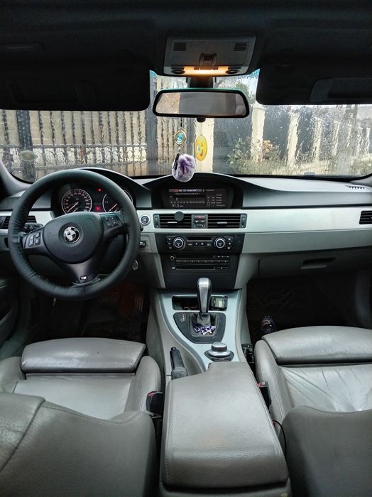 Vând BMW seria 3 e90 PACHET M !