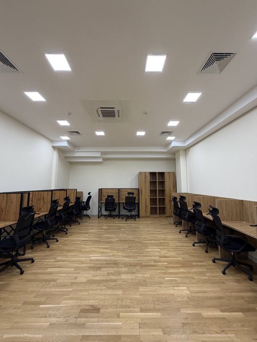 Срочно аренда офис Учебный центр Showroom с мебелью метро Айбек