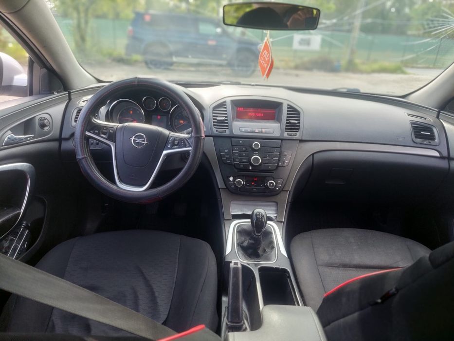 Opel insignia 2.0 diesel stare buna  fab 2009  urgent 2100 euro