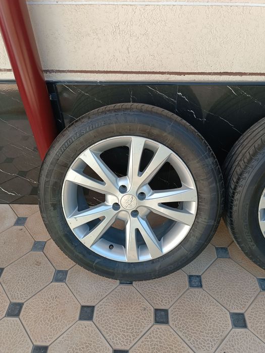 Kaptiva Diska Balon 225 55 R17 Holati Yaxshi Ayibi Yoq Srochna