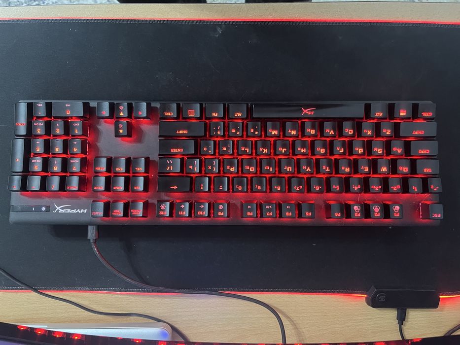 Обменяю клавятуру hyper-x оригинал на 60-70%