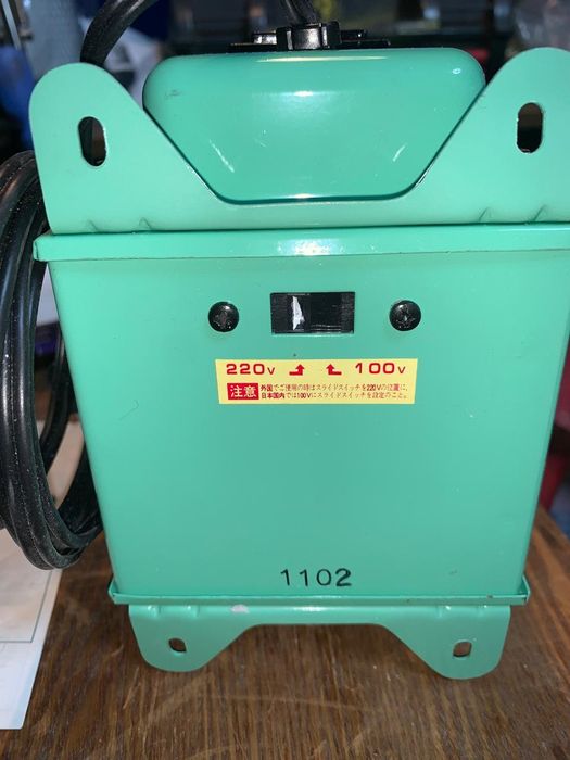 Трансформатор .оригинал япония