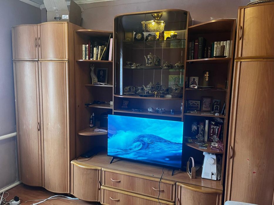 Продам стенку в зал