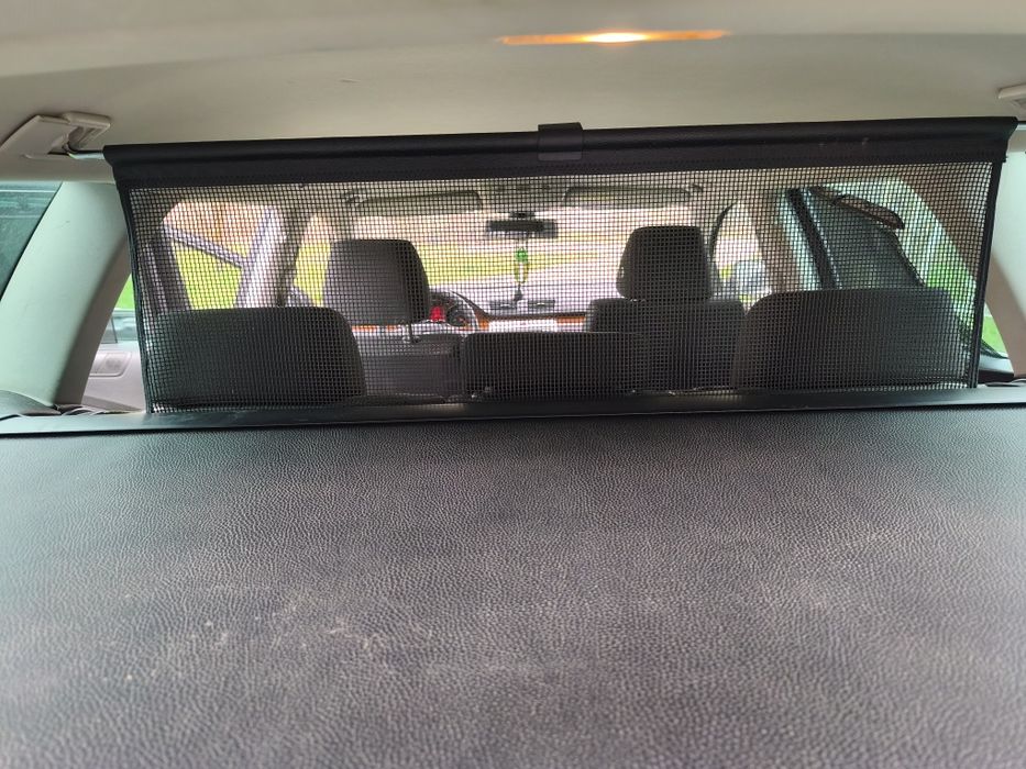 Rulou portbagaj Volkswagen Passat B6 break variant / plasă despărțitor