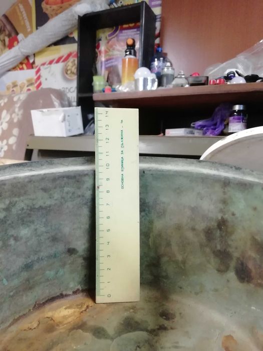 старинни медни старинни съдове /котли/