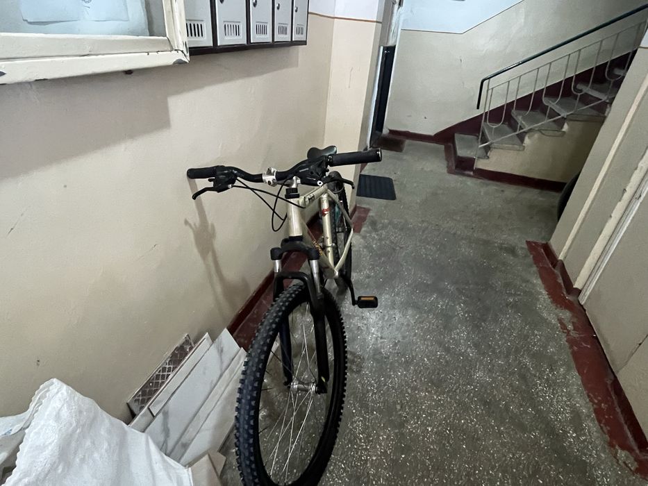 Bicicleta de vanzare