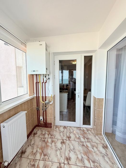 Vând apartament 3 camere Faleză Nord, Constanța