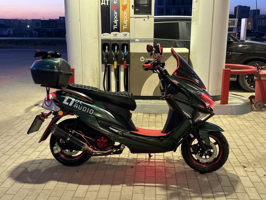 Мопед макси 180куб