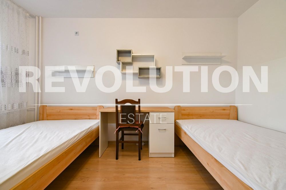 Дава се под наем Тристаен апартамент в София, Надежда 1 - 85 кв.м за 750 € - Снимка #6