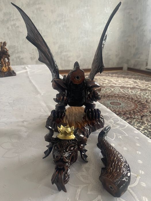 Suvener trubka ruchnoy izdela iz dereva drakon